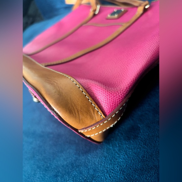 Dooney & Bourke Pink Claremont Cynthia Tote Vintage Y2K EUC - Picture 11 of 16